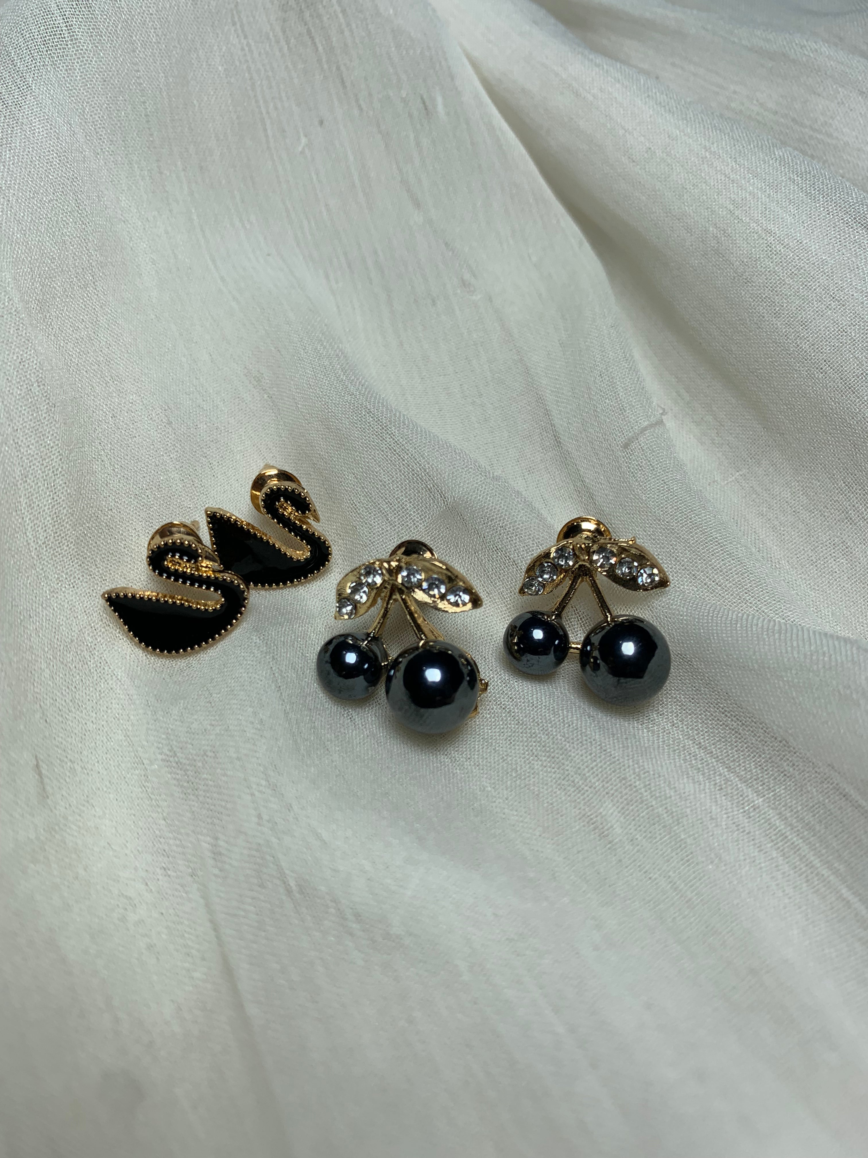 Black Earrings offer buy 1 get 1 free